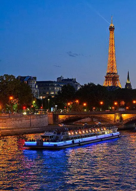 Private Tours & Custom Visits